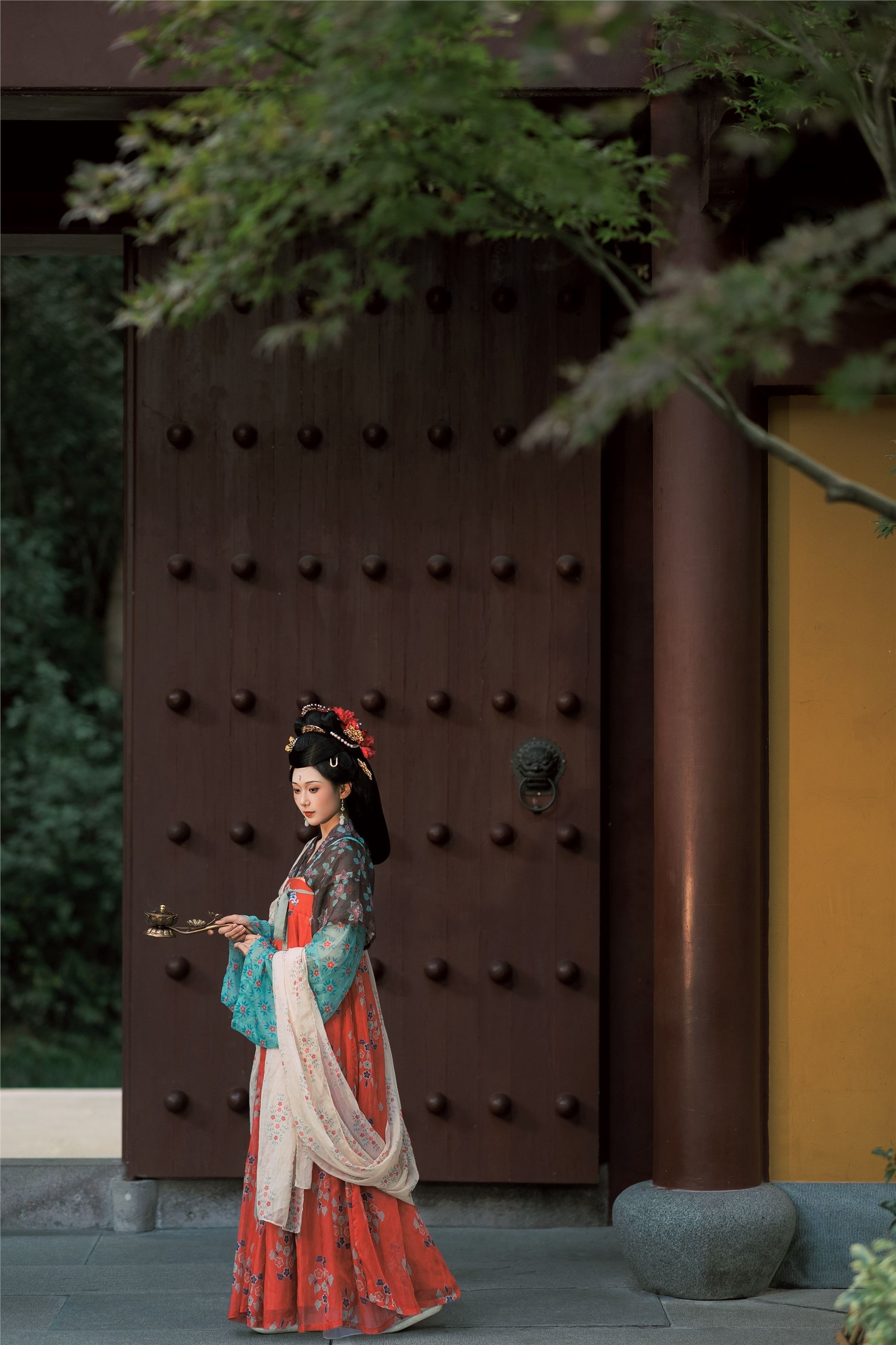 YITUYU艺图语 2025.01.12 山寺踏秋 郑钰熙